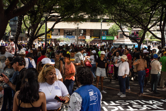 MarchaDiaDeLosDDHH2312