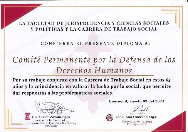 Reconocimiento de Escuela de Trabajo Social al CDH